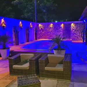 Bon Vivant 2* Cabo Frio